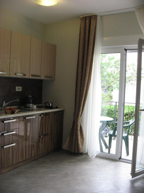 Smokva Apartments Herceg Novi Zimmer foto